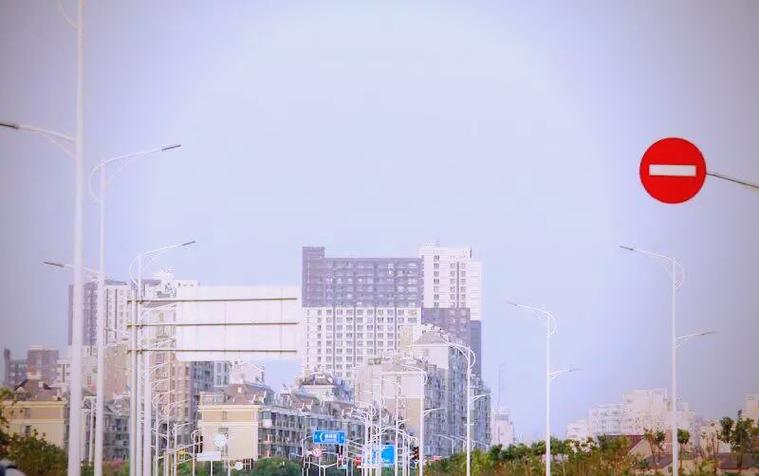 浦东新区智能LED路灯的应用与成效